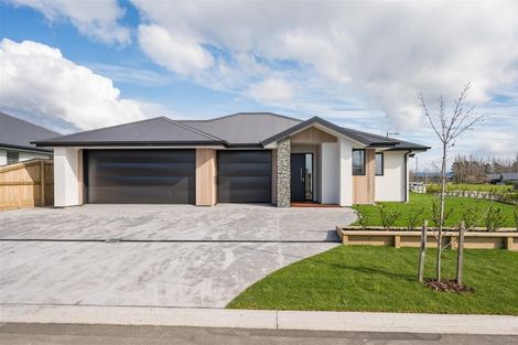 Photo of property in 2 Greenway Crescent, Hope, Richmond, 7020