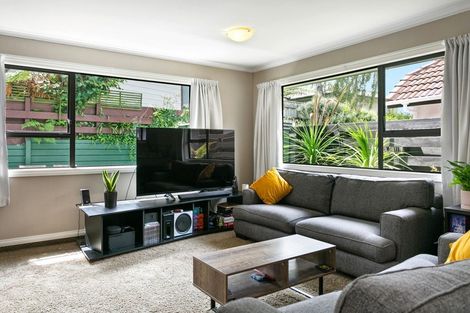 Photo of property in 2/128 Te Heuheu Street, Taupo, 3330