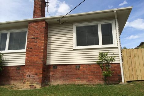 Photo of property in 1/13 Elliott Avenue, Bayview, Auckland, 0629