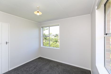 Photo of property in 10 Tavistock Street, Westown, New Plymouth, 4310