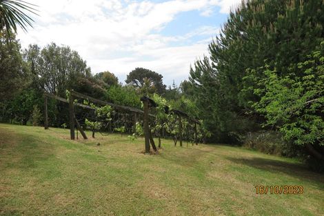 Photo of property in 1/6 Roberts Road, Matakatia, Whangaparaoa, 0930