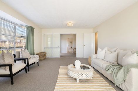 Photo of property in 1/216 Greers Road, Bryndwr, Christchurch, 8053