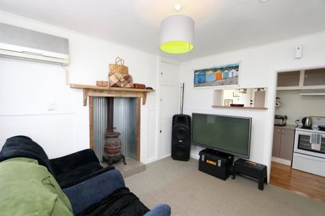 Photo of property in 81 Mcmurdo Street, Tinwald, Ashburton, 7700