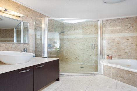 Photo of property in 19/99 Mokoia Road, Birkenhead, Auckland, 0626