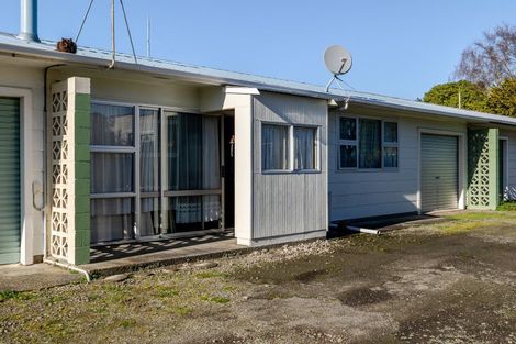 Photo of property in 17b Cambridge Street, Pahiatua, 4910