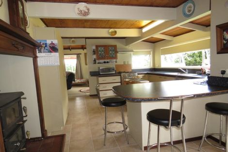 Photo of property in 104 Cd Farm Road, Levin, 5571