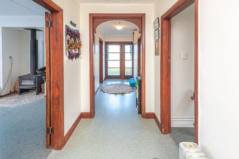 Photo of property in 5 Arawa Place, Castlecliff, Whanganui, 4501