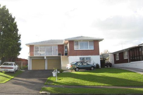 Photo of property in 84 Reeves Road, Pakuranga Heights, Auckland, 2010