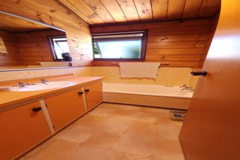 Photo of property in 39 Awatapu Drive, Whakatane, 3120