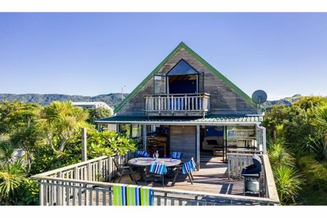 Photo of property in 52 Cullen Street, Mangawhai Heads, Mangawhai, 0505