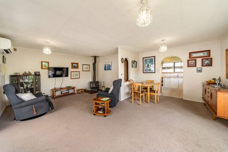 Photo of property in 2/28 Ranfurly Street, Trentham, Upper Hutt, 5018