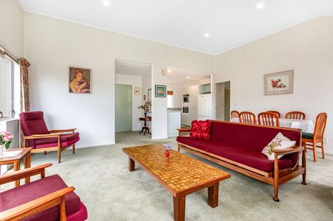 Photo of property in 17 Lakeside Villas, Whitby, Porirua, 5024
