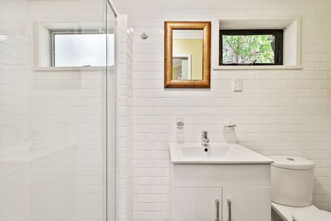 Photo of property in 1042 Ngunguru Road, Kiripaka, Whangarei, 0173