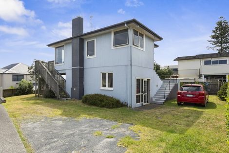 Photo of property in 57a Oceanbeach Road, Mount Maunganui, 3116