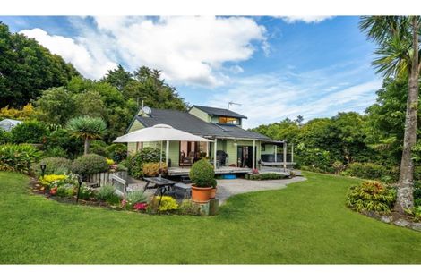Photo of property in 168 Carter Road, Oratia, Auckland, 0604