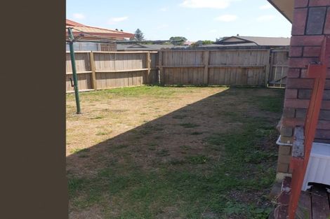 Photo of property in 3/15 O'sullivan Place, Waiuku, 2123