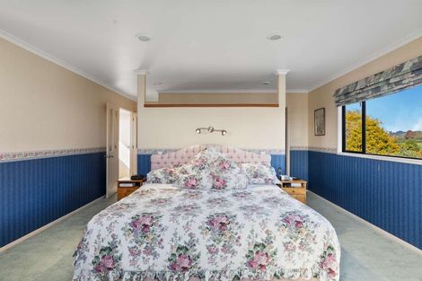 Photo of property in 520 Manutahi Road, Lepperton, New Plymouth, 4373