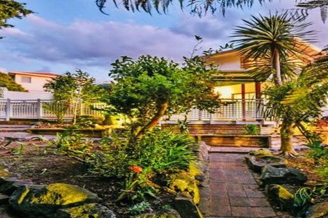 Photo of property in 5 Silkwood Grove, Totara Heights, Auckland, 2105