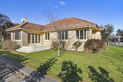 Photo of property in 12 Darley Street, Maeroa, Hamilton, 3200