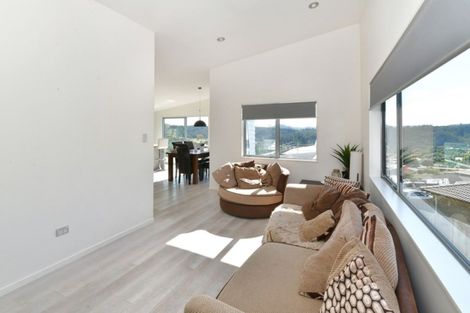 Photo of property in 7 Fern Court, Orewa, 0931