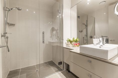 Photo of property in 1c/9 Saint Georges Bay Road, Parnell, Auckland, 1052