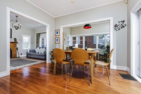 Photo of property in 209 Hurstmere Road, Takapuna, Auckland, 0622