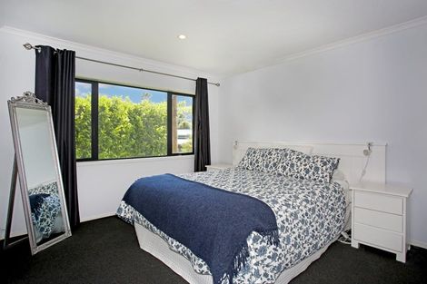 Photo of property in 114f Sandspit Road, Waiuku, 2123