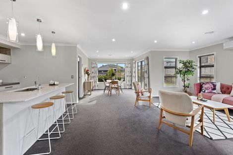 Photo of property in 94 Endeavour Drive, Whitby, Porirua, 5024