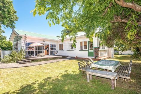 Photo of property in 119 Liverpool Street, College Estate, Whanganui, 4500