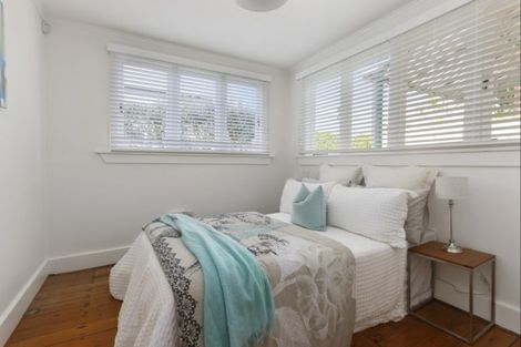 Photo of property in 100 Burnley Terrace, Sandringham, Auckland, 1025