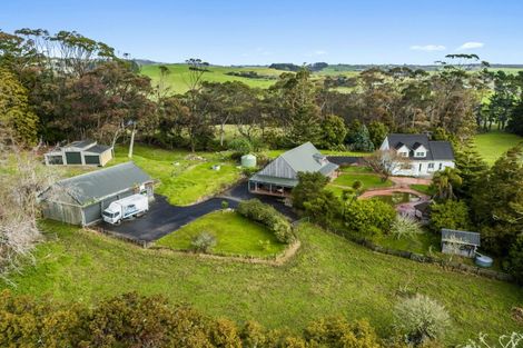 Photo of property in 69 Valley Road, Waimauku, 0881