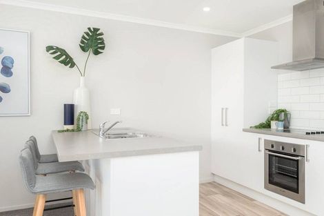 Photo of property in 8 Lewann Lane, Helensville, 0800