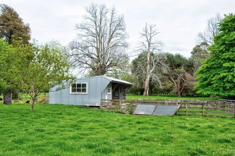 Photo of property in 94 Kahikatea Road, Te Ore Ore, Masterton, 5886