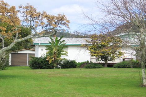Photo of property in 22 Dawn Avenue, Hahei, Whitianga, 3591