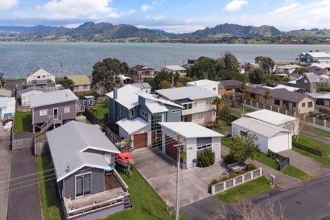 Photo of property in 14 Tatai Road, Bowentown, Katikati, 3177