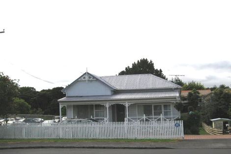 Photo of property in 23 Ribblesdale Road, Henderson, Auckland, 0612