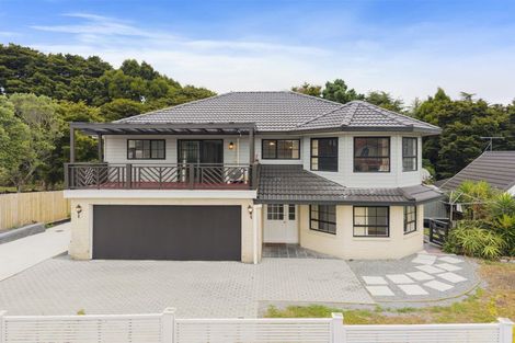 Photo of property in 39 Kuripaka Crescent, The Gardens, Auckland, 2105