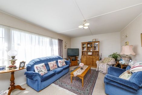 Photo of property in 30a Cargill Avenue, Feilding, 4702