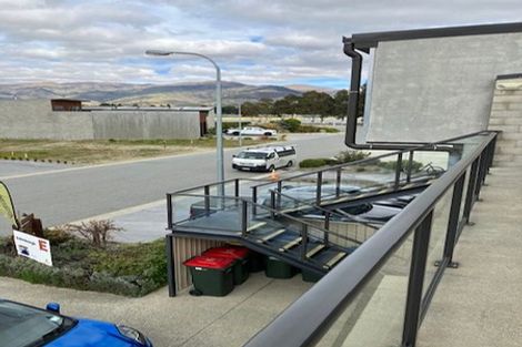 Photo of property in 16 Silverstone Drive, Cromwell, 9384