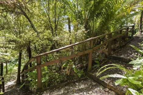 Photo of property in 94 Castor Bay Road, Castor Bay, Auckland, 0620