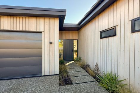 Photo of property in 8 Jocelyn Way, Mosgiel, 9024