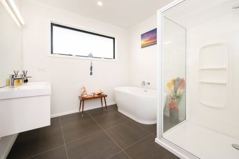 Photo of property in 85 Arataki Road, Havelock North, 4130