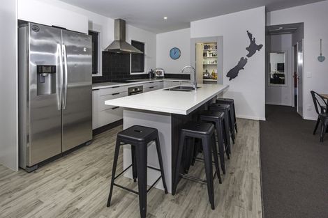 Photo of property in 30 Tairua Palms Place, Tairua, 3508