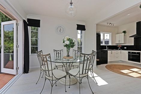 Photo of property in 116 Mcleod Street, Camberley, Hastings, 4120