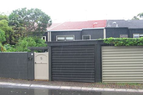 Photo of property in 5 Grattan Place, Freemans Bay, Auckland, 1011