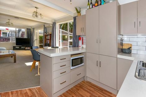 Photo of property in 2/6 Nanette Street, Upper Riccarton, Christchurch, 8041