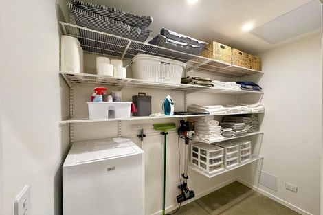 Photo of property in 8 Jocelyn Way, Mosgiel, 9024