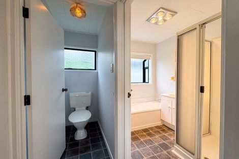 Photo of property in 12 Clearview Heights, Ranui, Auckland, 0612