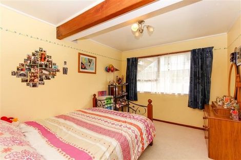 Photo of property in 49 Nevada Drive, Merrilands, New Plymouth, 4312