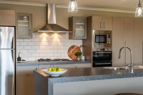 Photo of property in 14 The Peninsula, Huntington, Hamilton, 3210